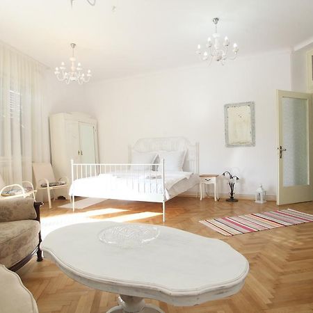 Apartmán White Opera By Nux Kluž Exteriér fotografie